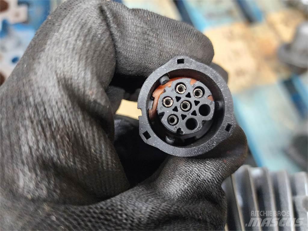 Volvo D13 运输工具-其他