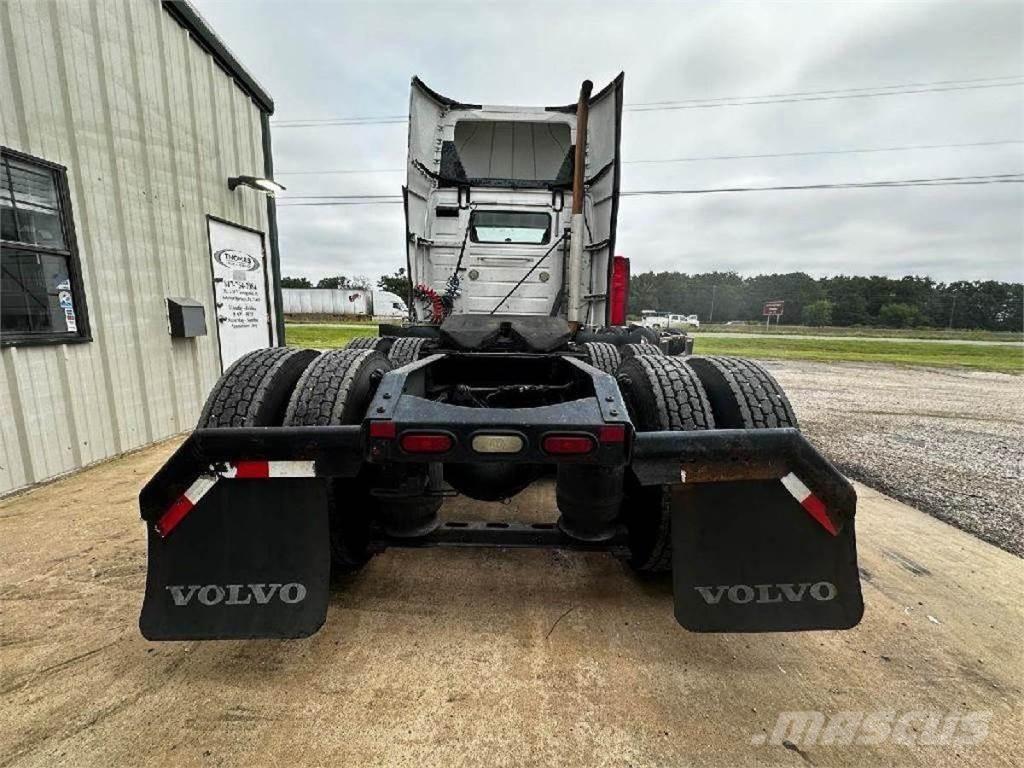 Volvo D13 发动机