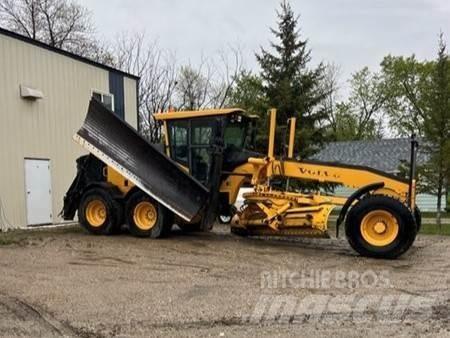 Volvo G960 平地机/推土机