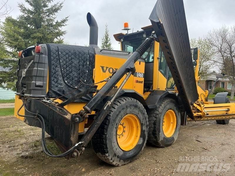 Volvo G960 平地机/推土机