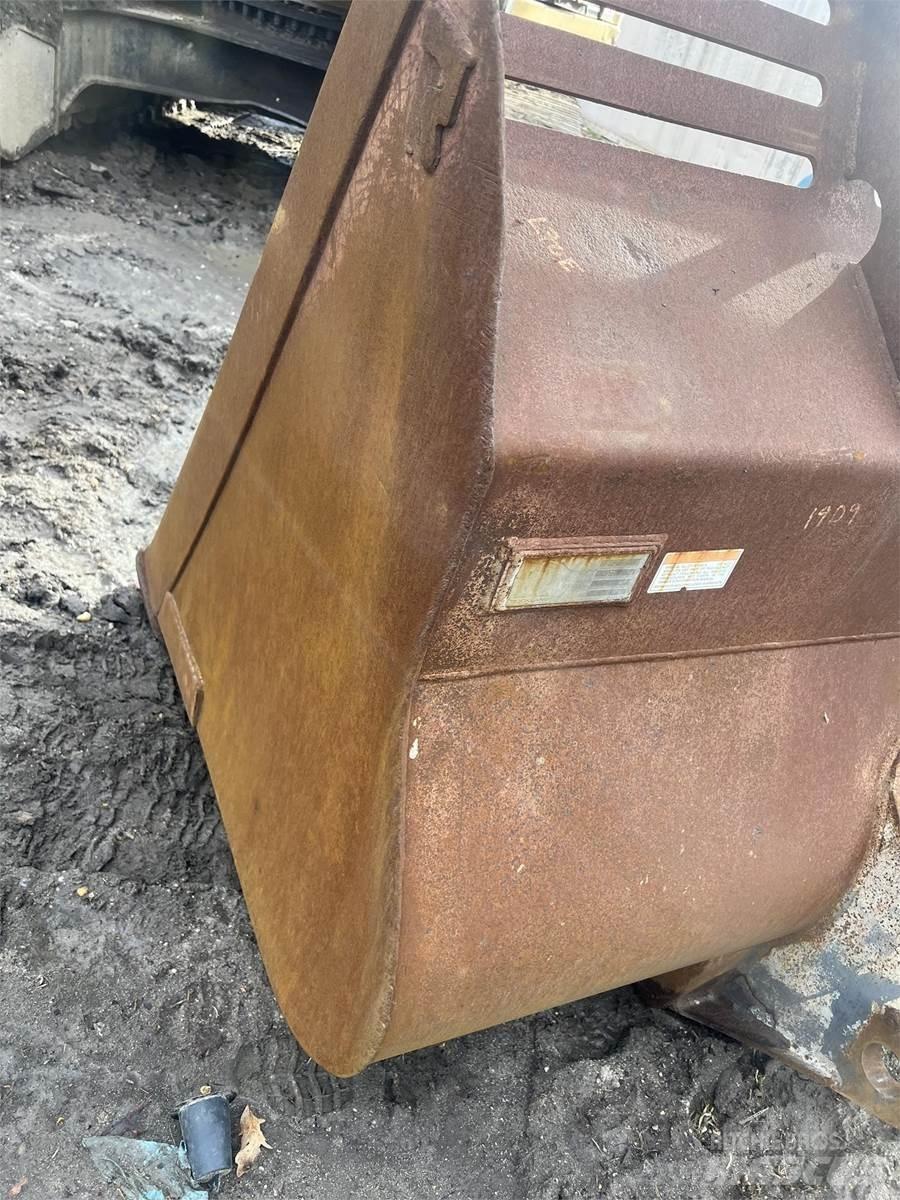 Volvo L70E 挖斗