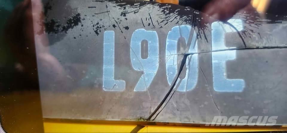 Volvo L90E 轮式装载机