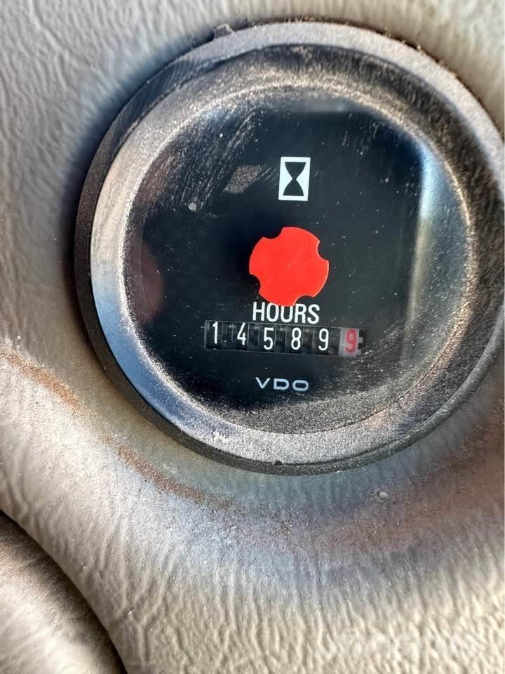 Volvo L90F 轮式装载机