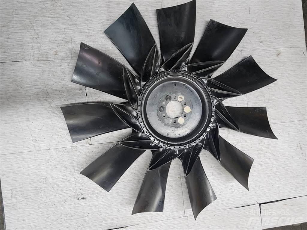 Volvo Mack 运输工具-其他