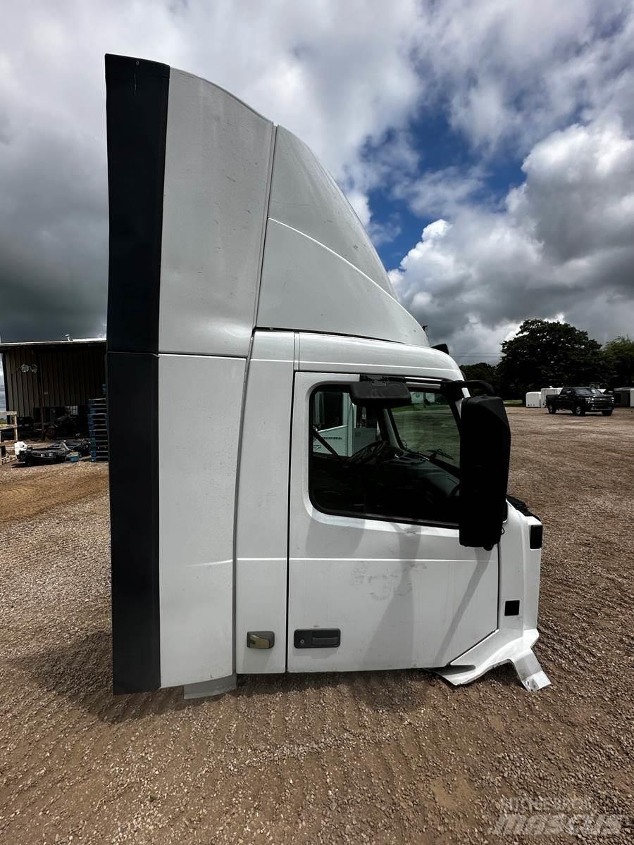 Volvo VNL 运输工具-其他