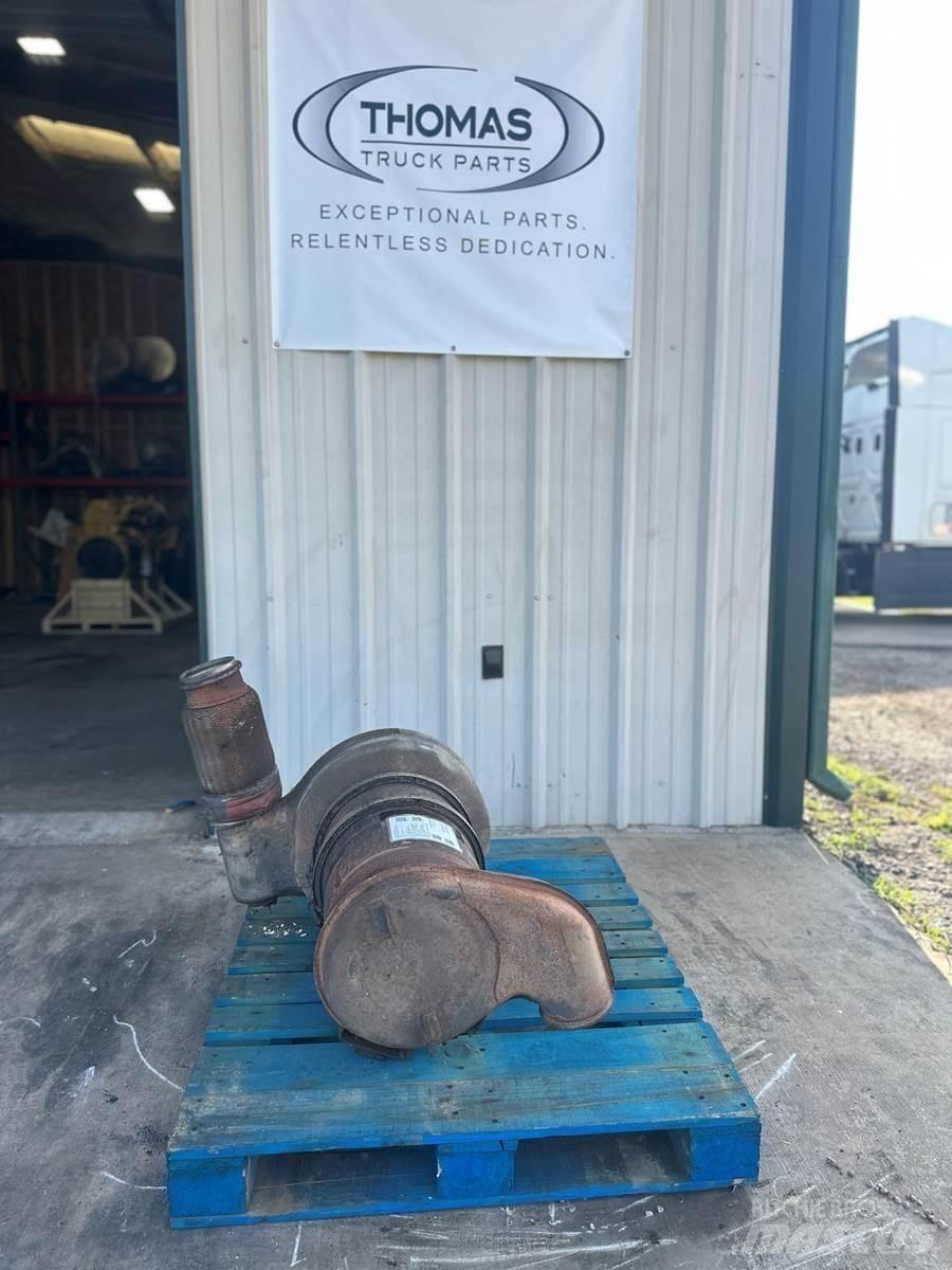 Volvo VNL 运输工具-其他