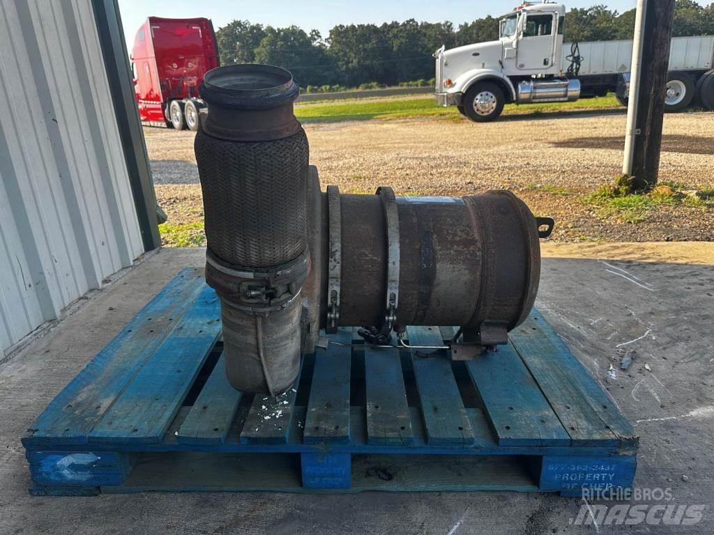 Volvo VNL 运输工具-其他