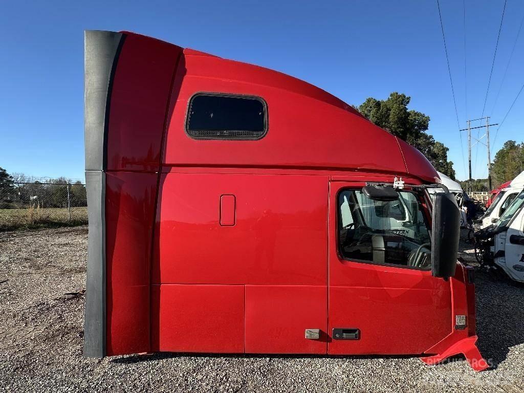 Volvo VNL 运输工具-其他