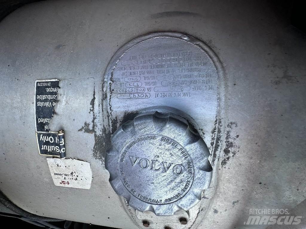 Volvo VNL 油罐车