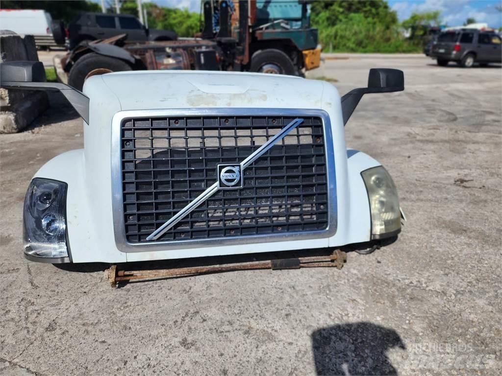 Volvo VNL 运输工具-其他