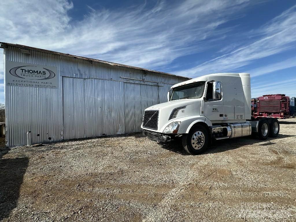 Volvo VNL 救援车