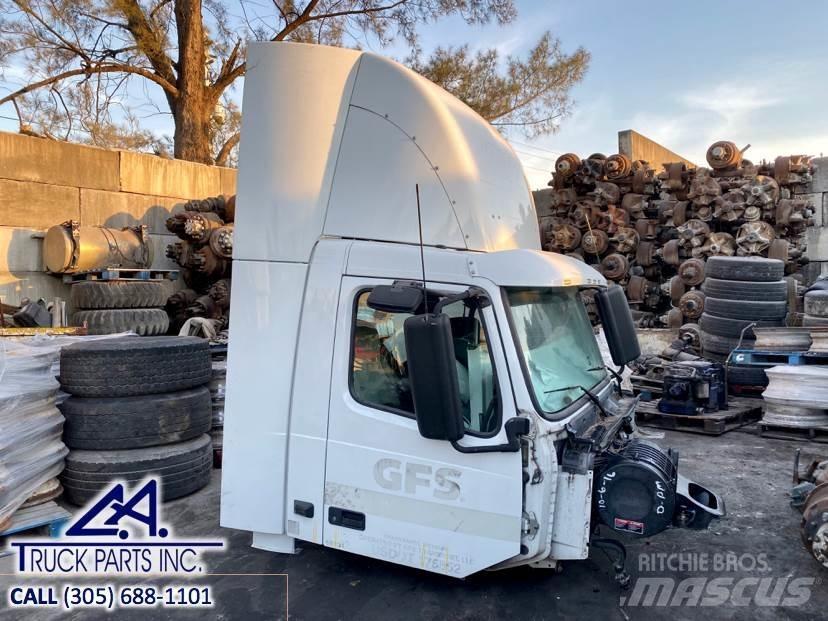 Volvo VNM 运输工具-其他