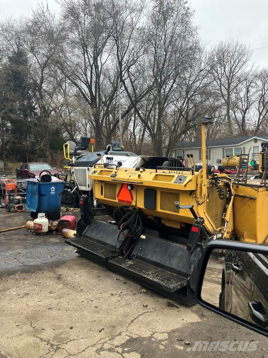 Weiler P65 沥青摊铺机