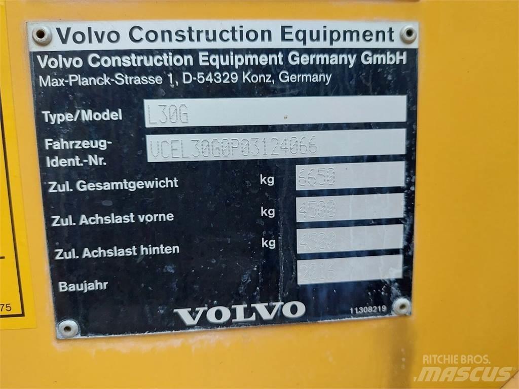 Volvo L30G 轮式装载机