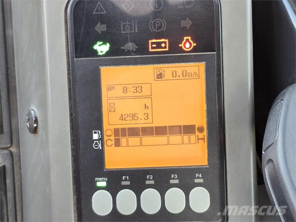 Yanmar SV 100-2PB 履带挖掘机