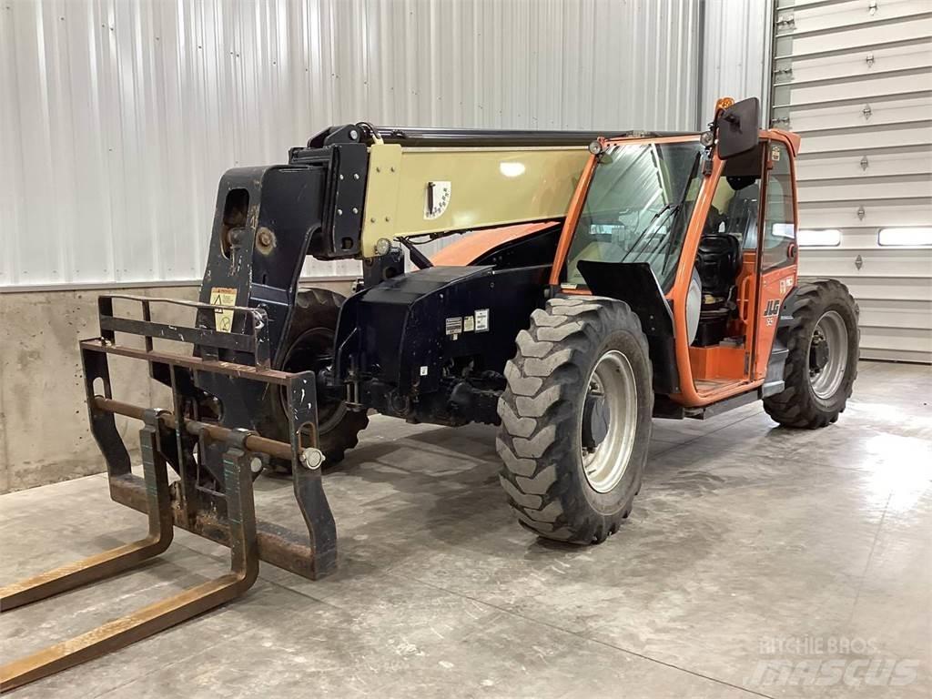 JLG 742 伸缩臂叉装车|叉装车
