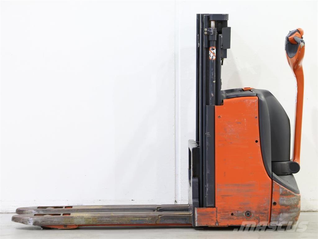 Linde D06/1160-00 手推堆垛车