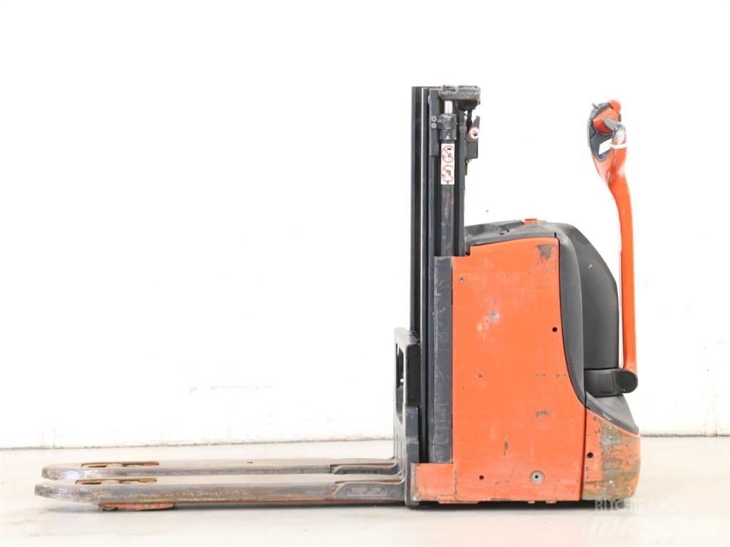 Linde D08/1160-00 手推堆垛车