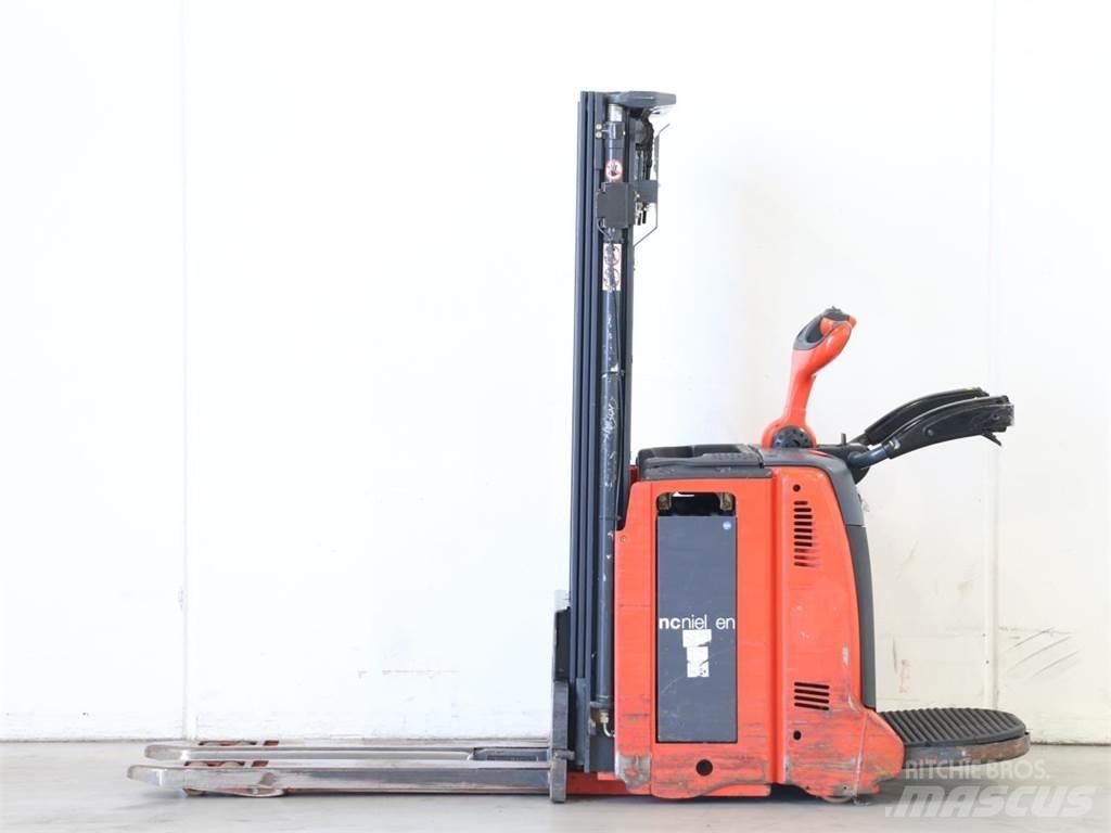Linde D12AP/133 手推堆垛车