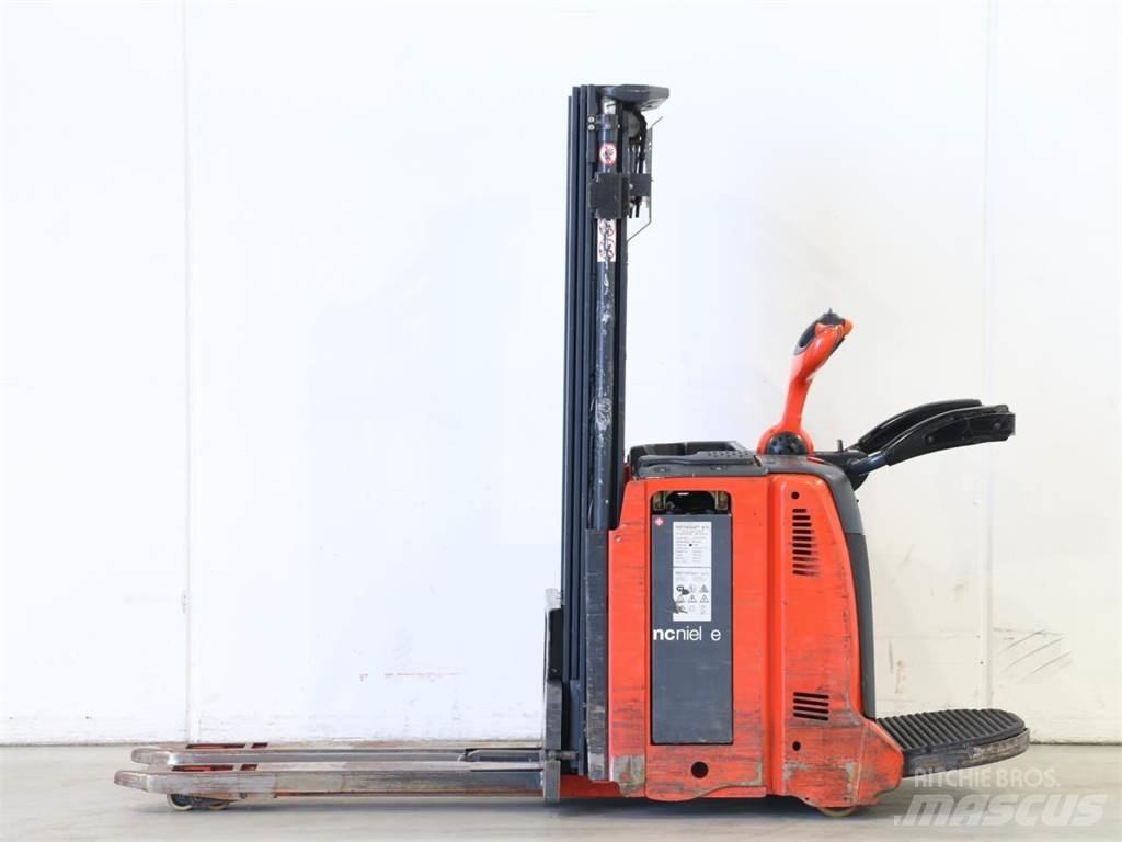 Linde D12AP/133 手推堆垛车