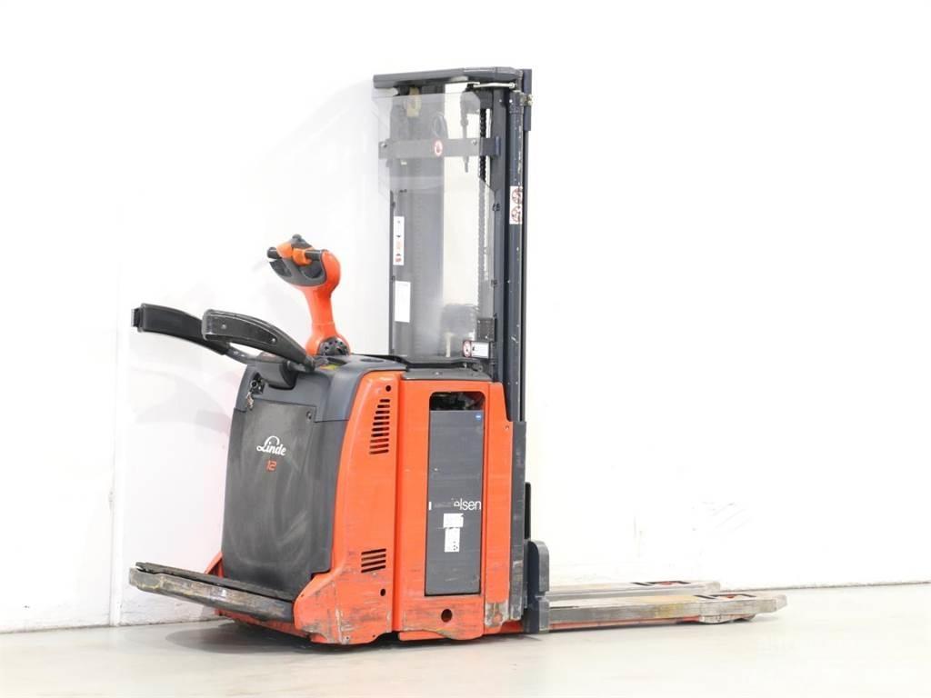 Linde D12AP/133 手推堆垛车