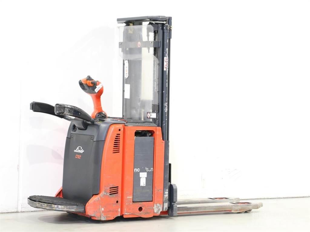 Linde D12AP/133 手推堆垛车
