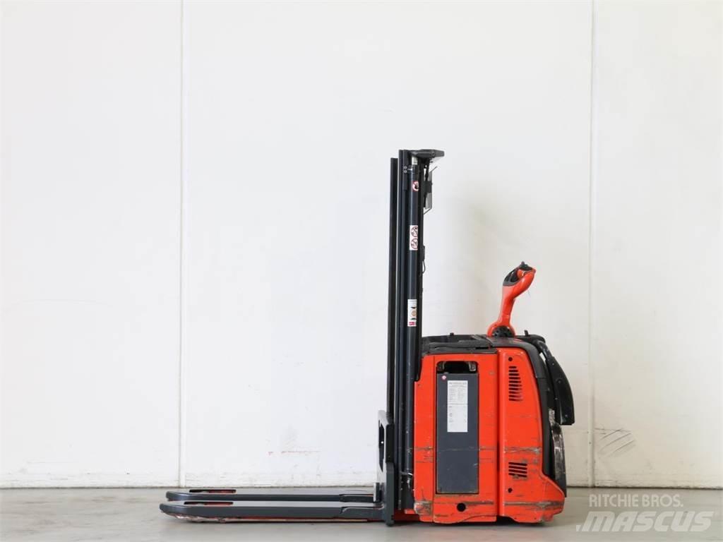 Linde D12AP/133 手推堆垛车
