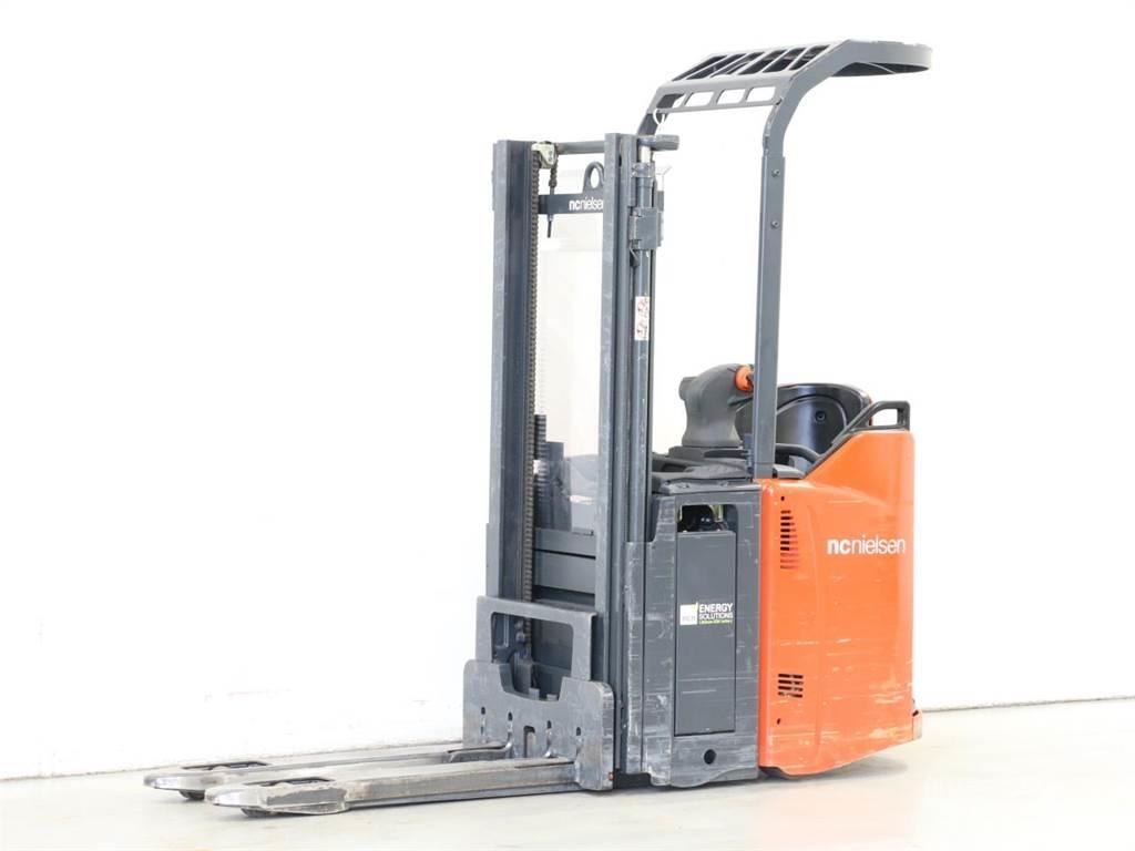 Linde D12SP/133 手推堆垛车