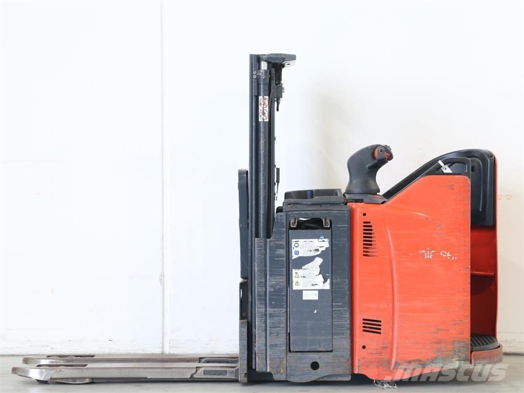 Linde D12SP/133-01 手推堆垛车
