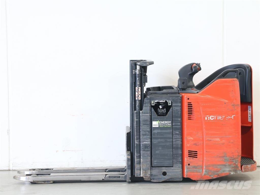 Linde D12SP/133-01 手推堆垛车