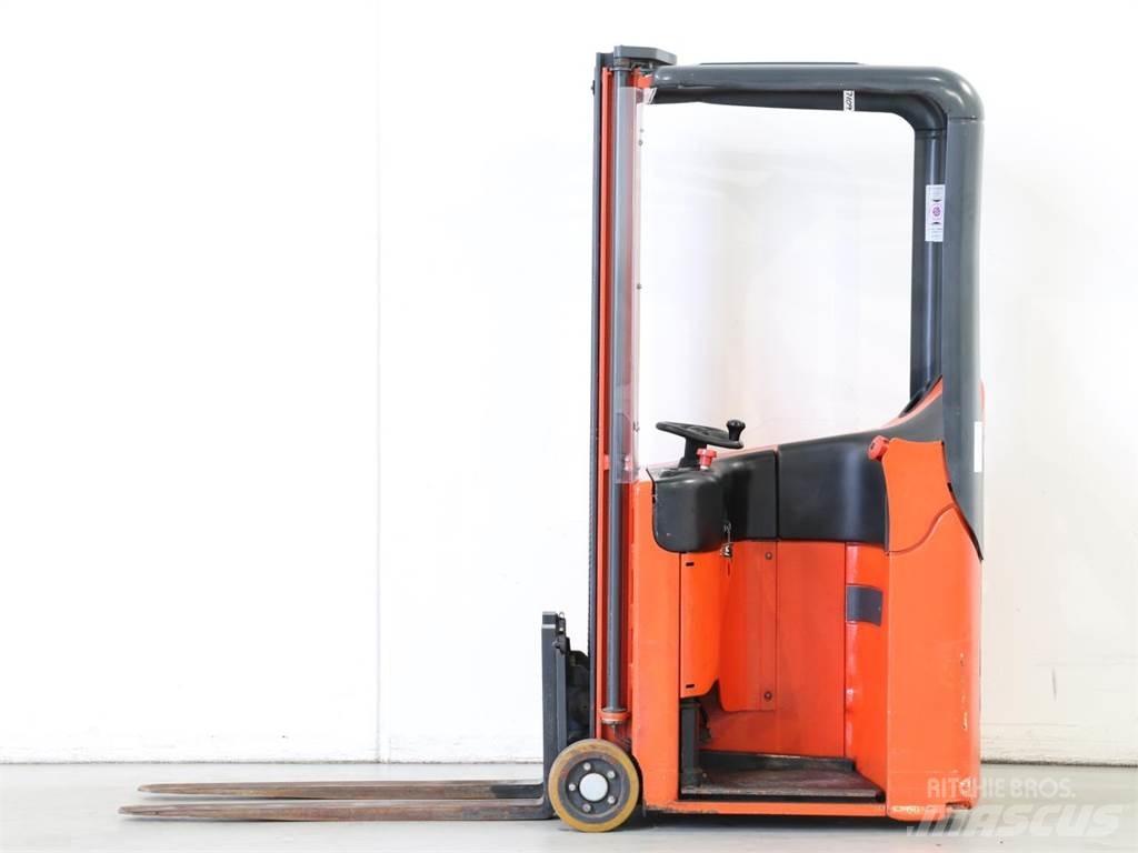 Linde E10/334-01 电动叉车