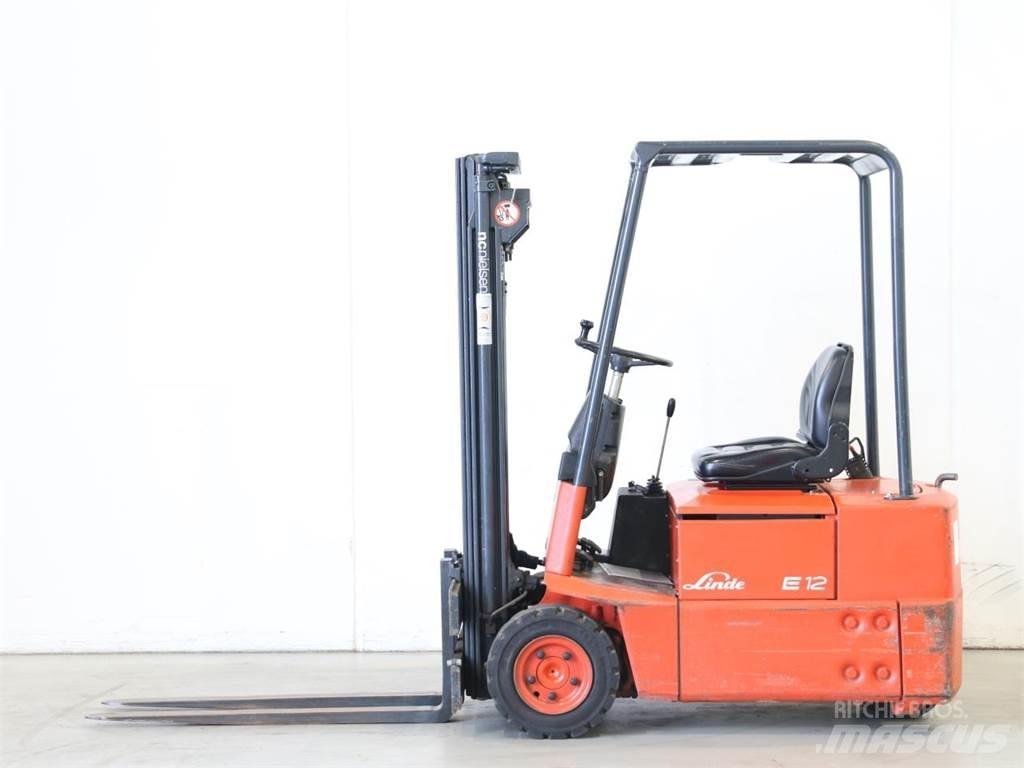 Linde E12/324 电动叉车
