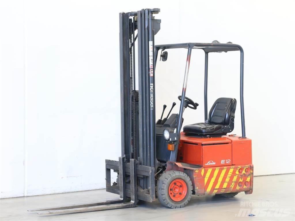 Linde E12/324 电动叉车