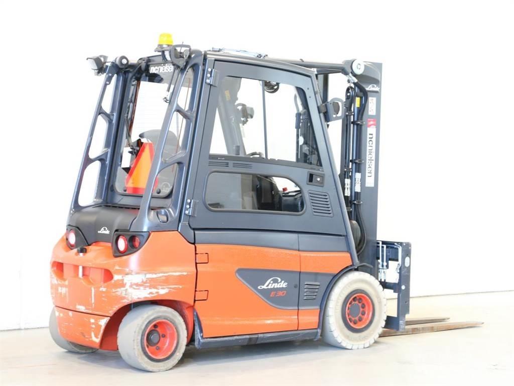 Linde E30/387 电动叉车