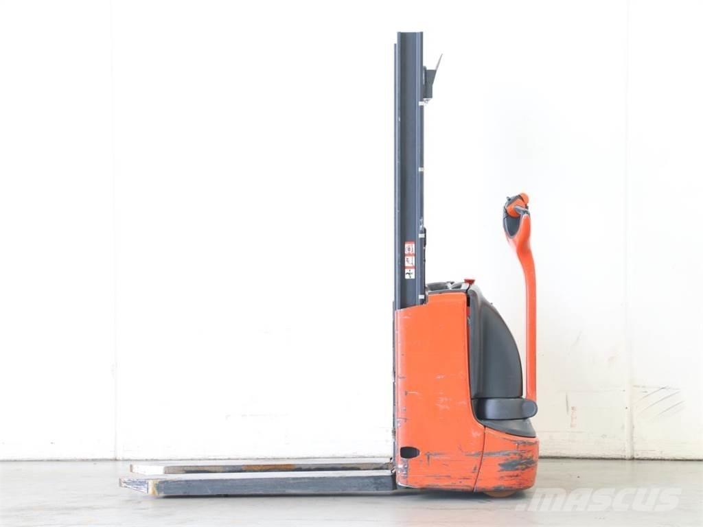 Linde L10/1172-01 手推堆垛车