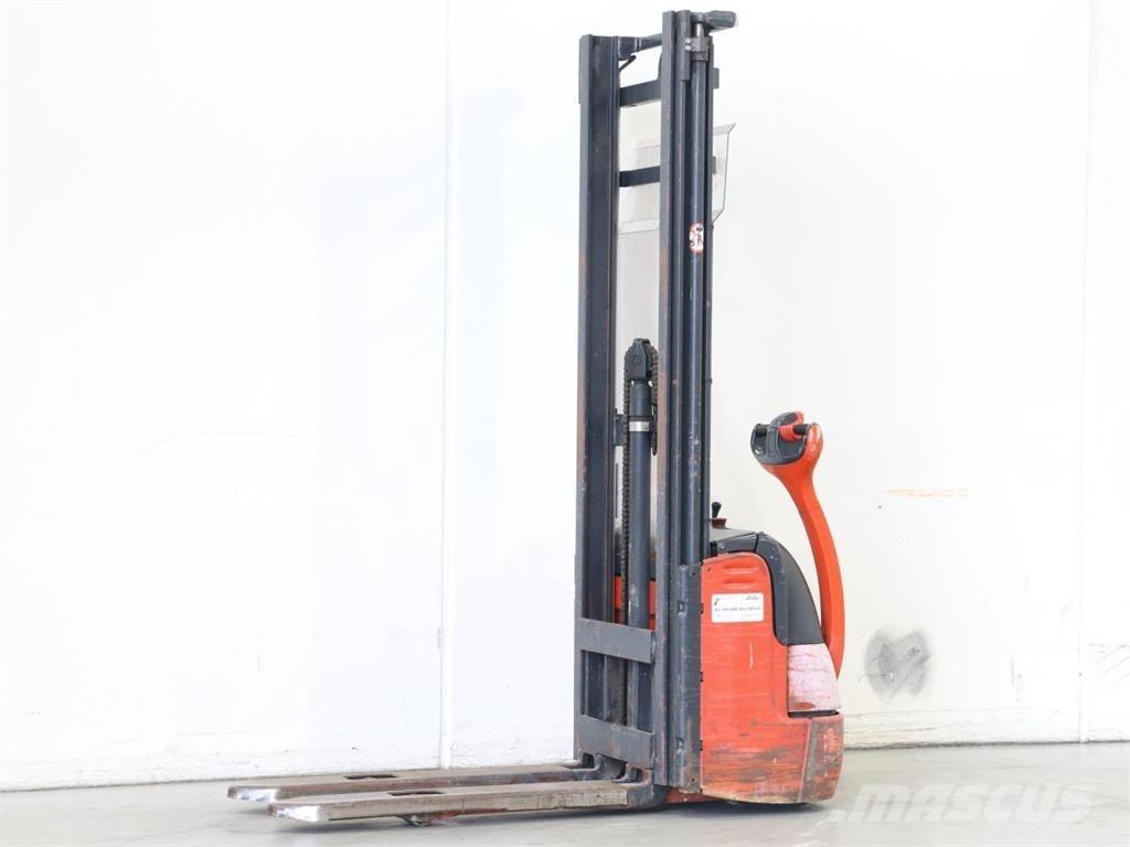 Linde L10/379 手推堆垛车