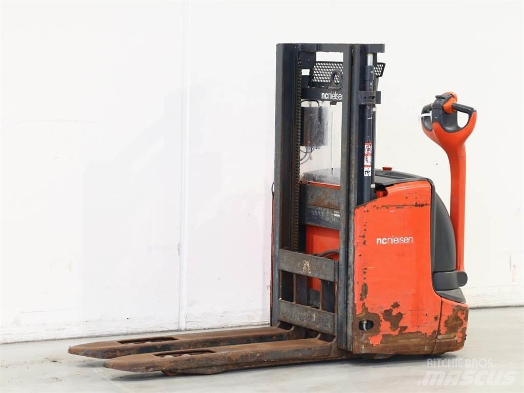 Linde L12I/1172 手推堆垛车