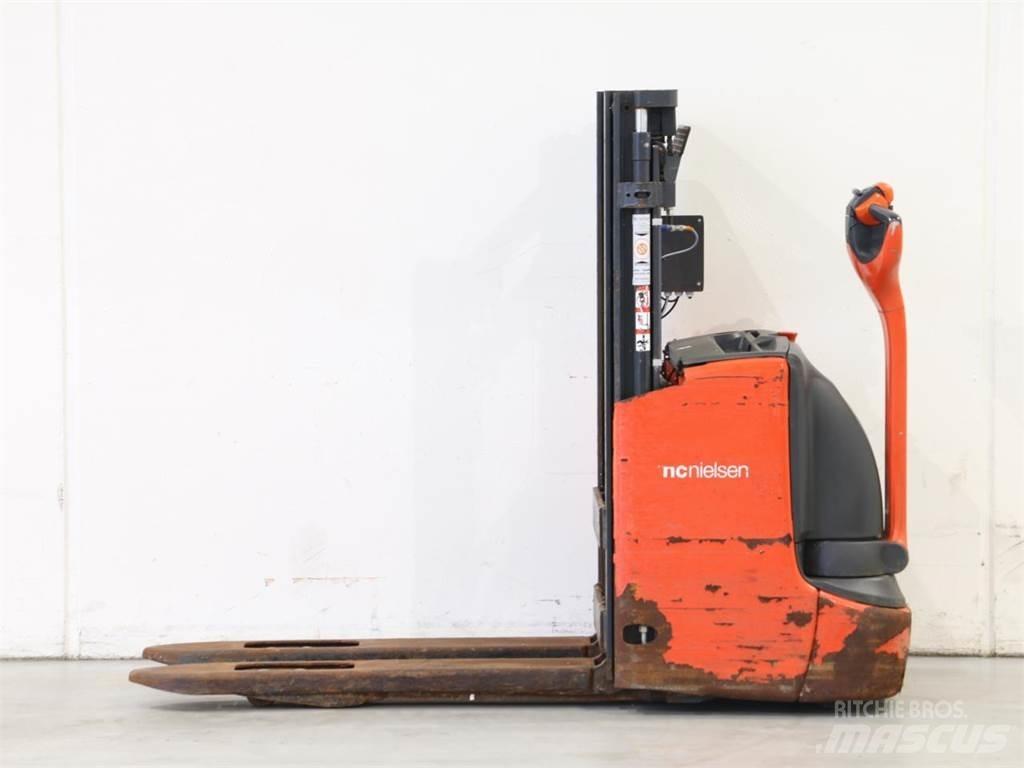 Linde L12I/1172 手推堆垛车