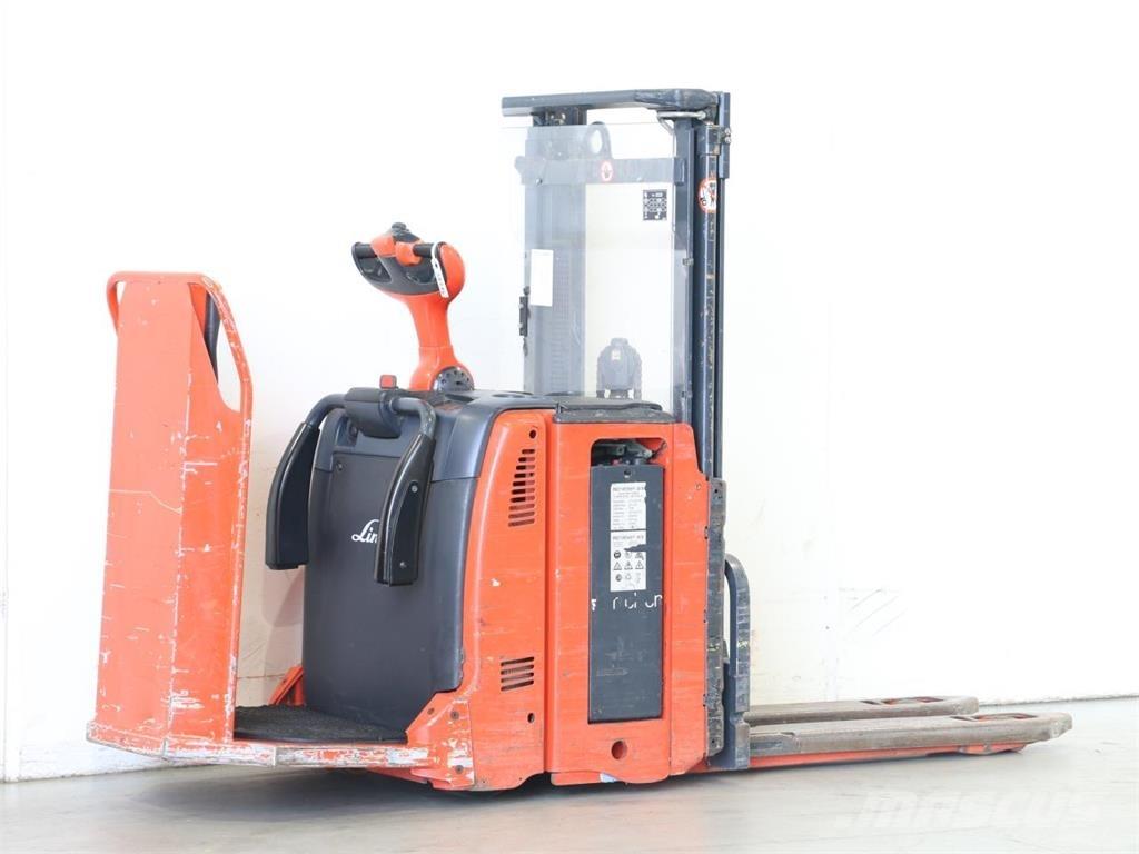 Linde L12LAP/133 手推堆垛车