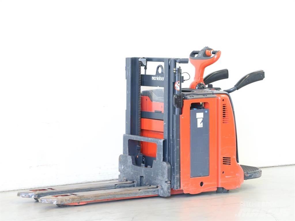Linde L12LAP/133 手推堆垛车