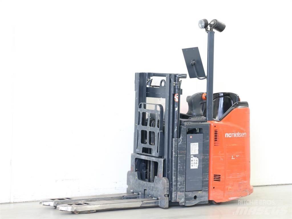 Linde L12LSP/133 手推堆垛车