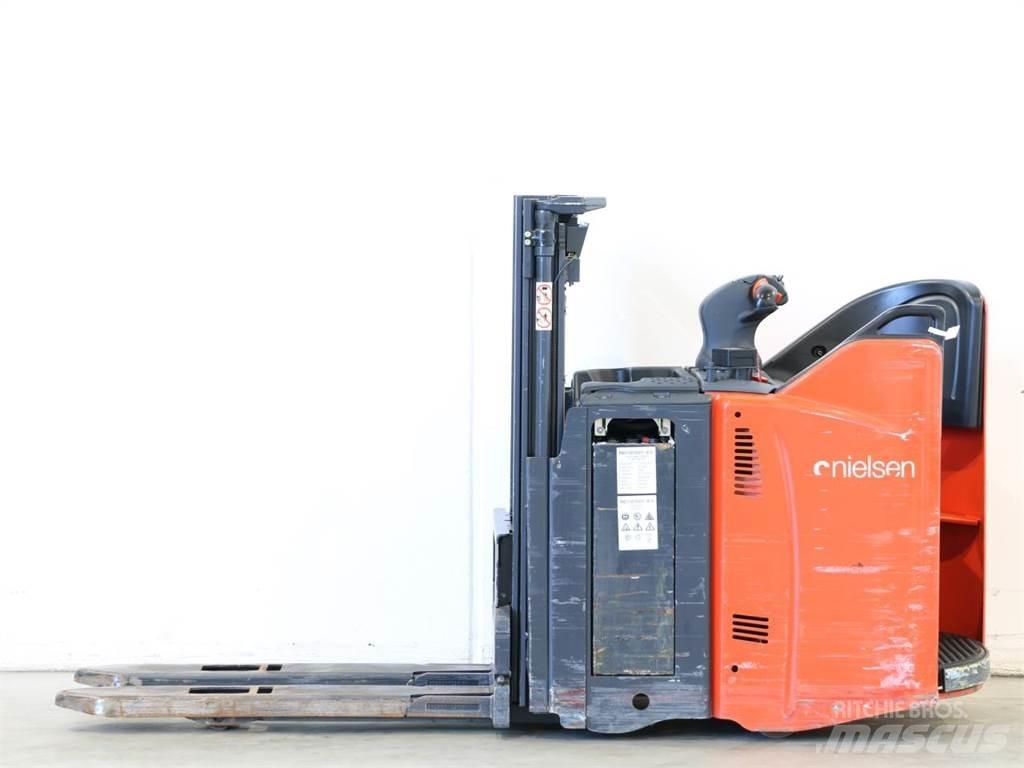 Linde L12SP/133-00 手推堆垛车