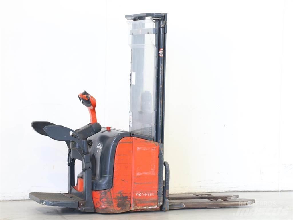 Linde L14API/372 手推堆垛车