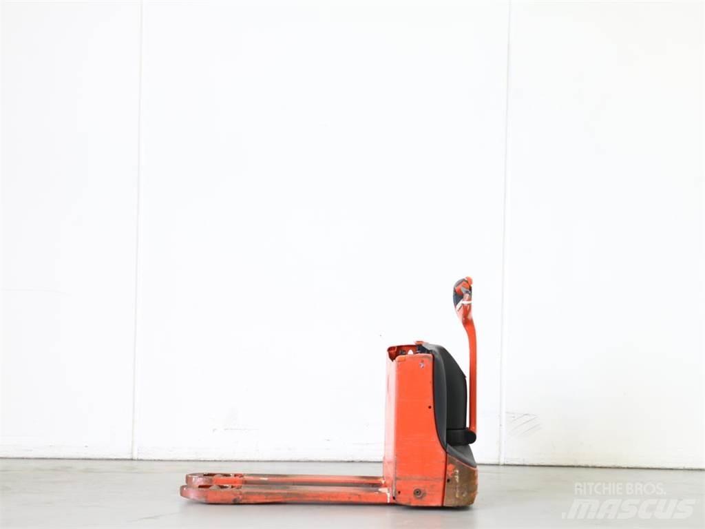 Linde T16/1152 手推堆垛车