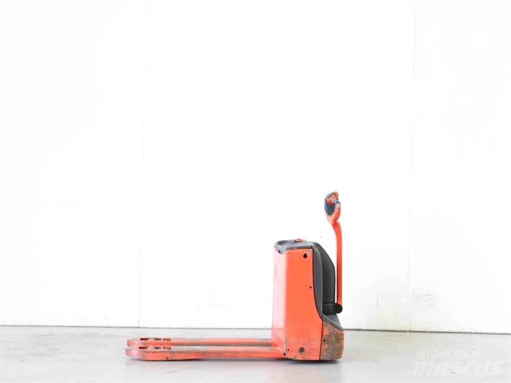 Linde T16/1152 手推堆垛车