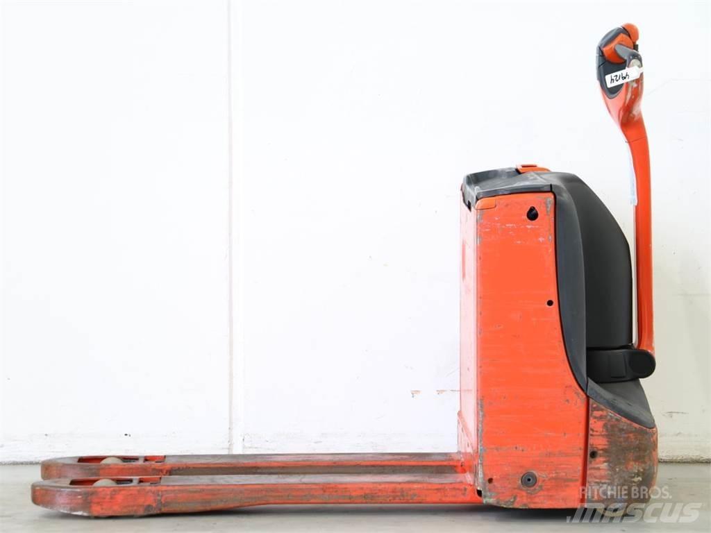 Linde T16/1152 手推堆垛车
