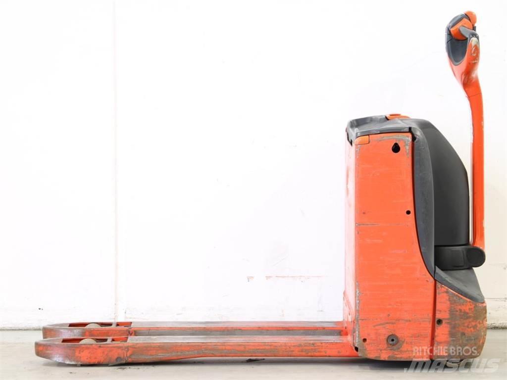 Linde T16/1152 手推堆垛车