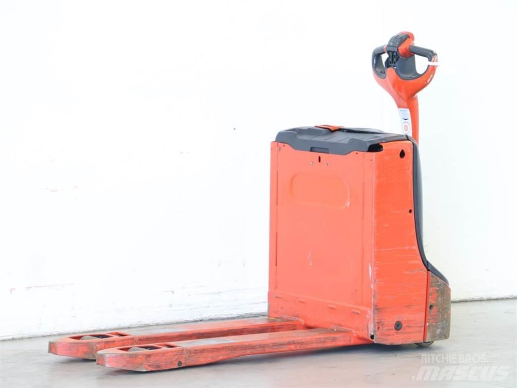 Linde T16/1152 手推堆垛车