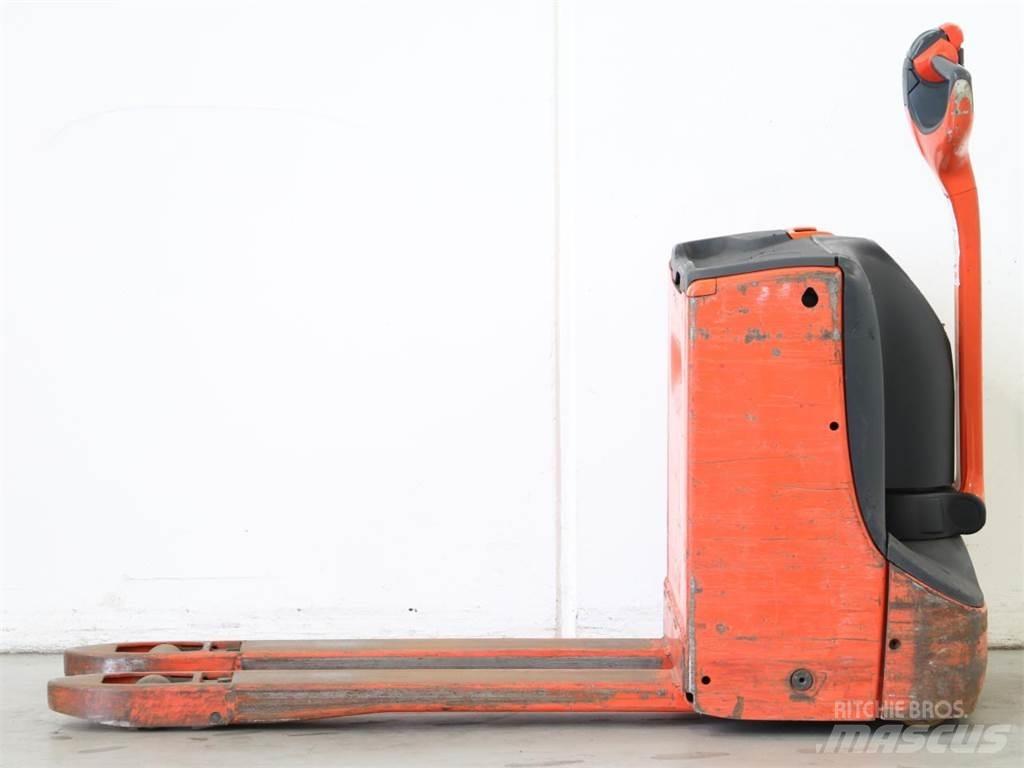 Linde T16/1152 手推堆垛车