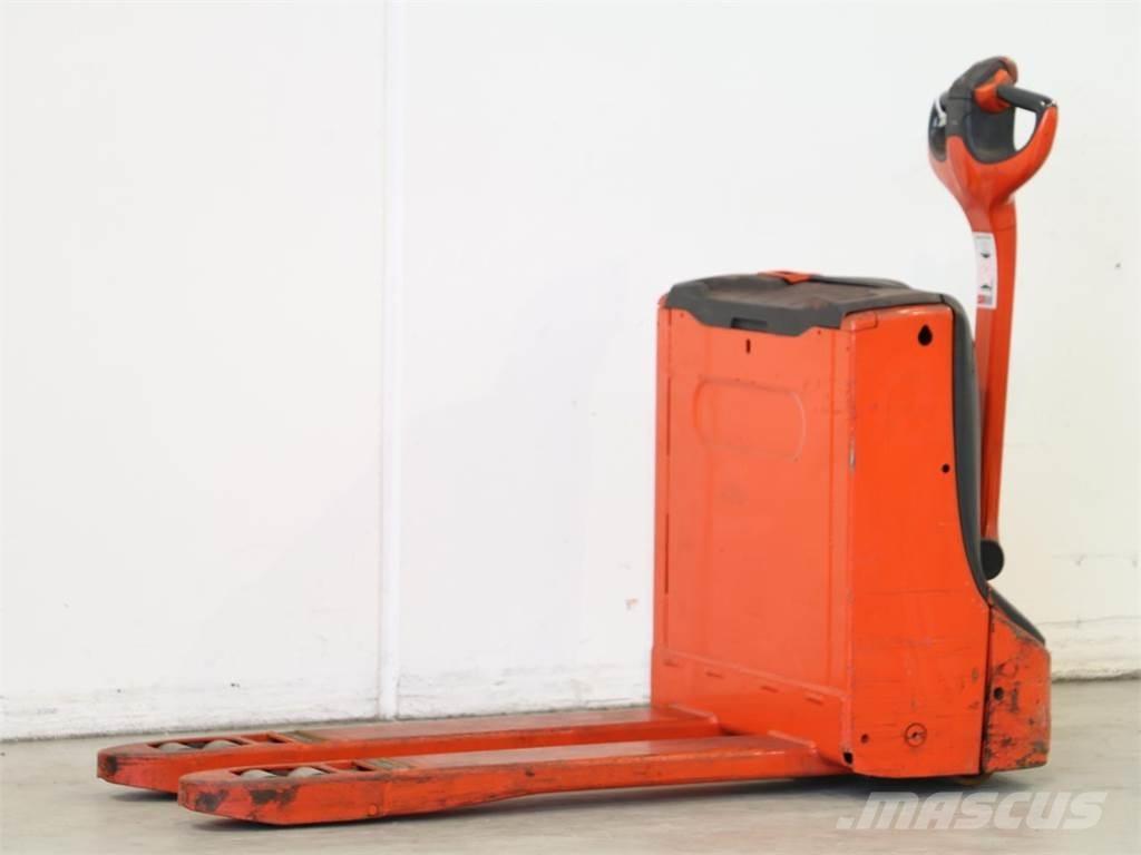Linde T16/1152 手推堆垛车